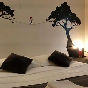 Bed & Breakfast Street Art, Florence